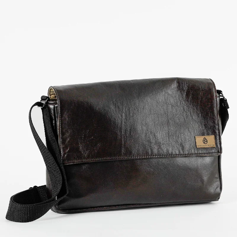 Doug Classic Leather Messenger