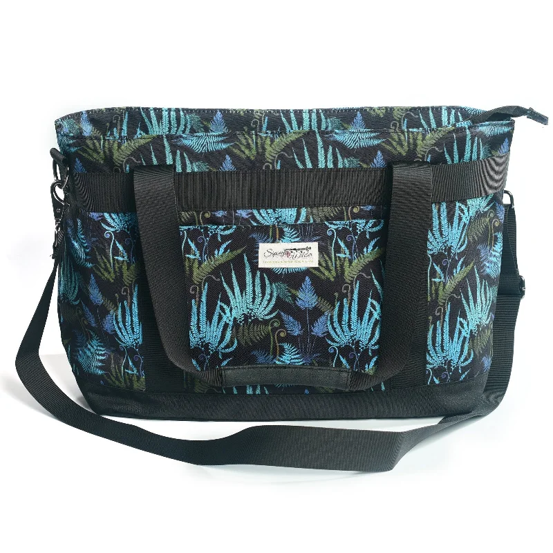 Follow the Ferns Large Venture Tote