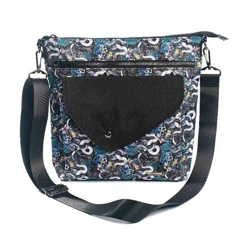 Venom Grove Sidetrack Crossbody